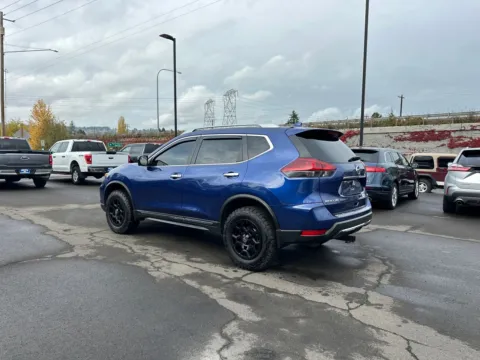 Another view of 2018 Nissan Rogue SL for sale in Washougal, WA at Westlie Ford