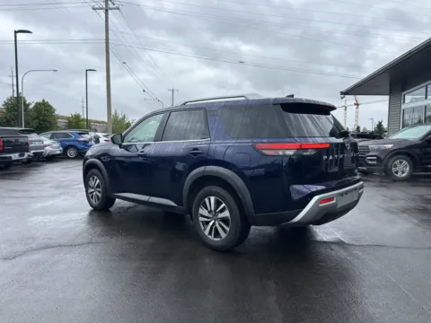 More photos of 2023 Nissan Pathfinder SL at Westlie Ford, WA