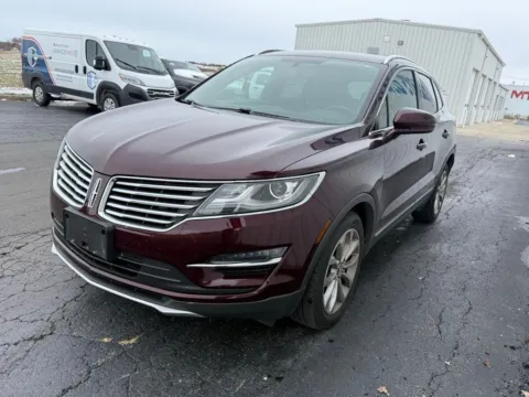 More photos of 2017 Lincoln MKC Select at St. Marys CDJR, OH