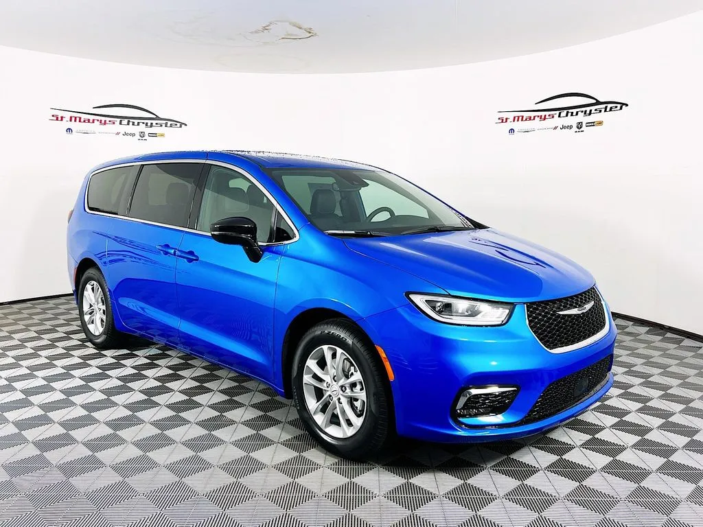 Blue 2026 Chrysler Pacifica Select for sale in Saint Marys, OH