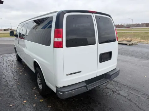 More photos of 2019 Chevrolet Express 3500 LT at St. Marys CDJR, OH