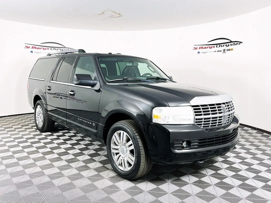 Used 2011 Lincoln Navigator Base with VIN 5LMJJ3H5XBEJ01838 for sale in Saint Marys, OH