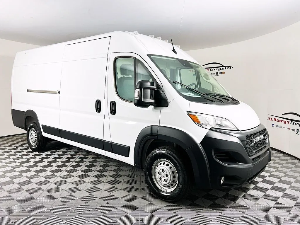 2026 RAM ProMaster Cargo Van Tradesman