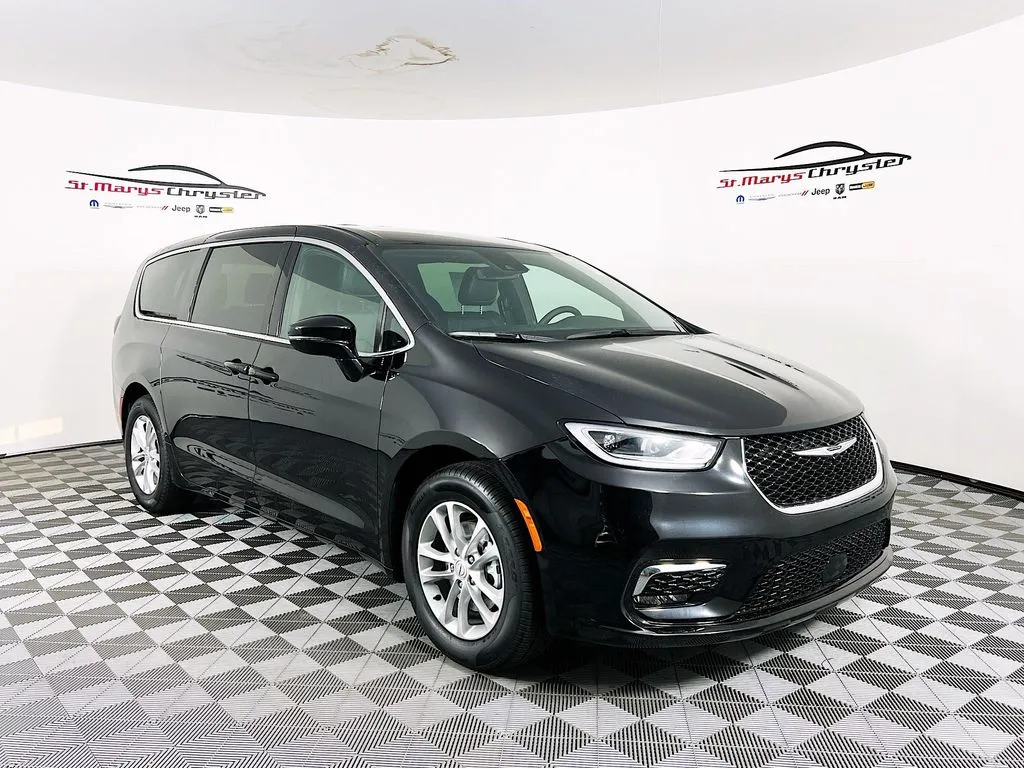 Black 2026 Chrysler Pacifica Select for sale in Saint Marys, OH