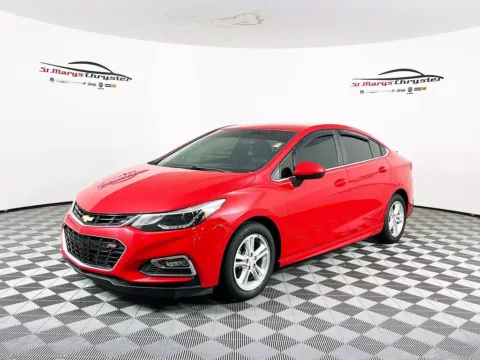 More photos of 2016 Chevrolet Cruze LT at St. Marys CDJR, OH