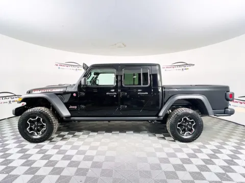 More photos of 2021 Jeep Gladiator Rubicon at St. Marys CDJR, OH
