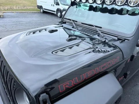 More photos of 2021 Jeep Gladiator Rubicon at St. Marys CDJR, OH