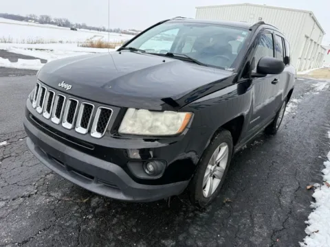 More photos of 2012 Jeep Compass Latitude at St. Marys CDJR, OH