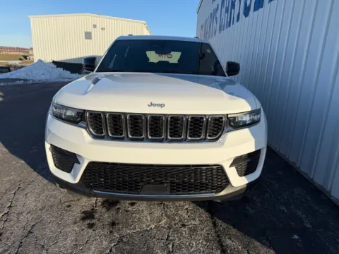 Photos of 2024 Jeep Grand Cherokee Laredo for sale in Saint Marys, OH at St. Marys CDJR