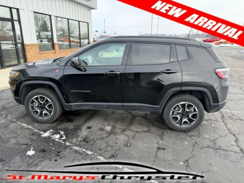 More photos of 2024 Jeep Compass Trailhawk at St. Marys CDJR, OH