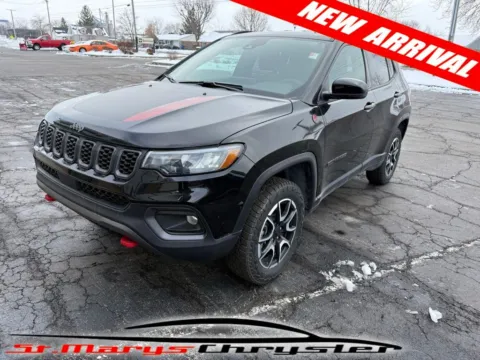 More photos of 2024 Jeep Compass Trailhawk at St. Marys CDJR, OH