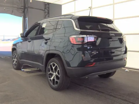 More photos of 2024 Jeep Compass Limited at St. Marys CDJR, OH