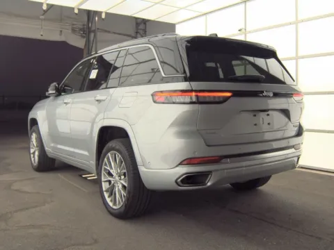 More photos of 2024 Jeep Grand Cherokee Summit at St. Marys CDJR, OH