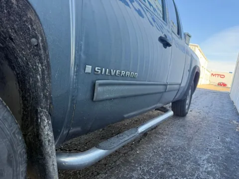 More photos of 2009 Chevrolet Silverado 1500 LT at St. Marys CDJR, OH