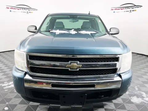 Another view of 2009 Chevrolet Silverado 1500 LT for sale in Saint Marys, OH at St. Marys CDJR