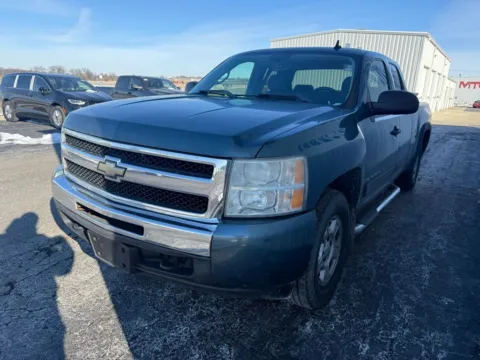 Another view of 2009 Chevrolet Silverado 1500 LT for sale in Saint Marys, OH at St. Marys CDJR