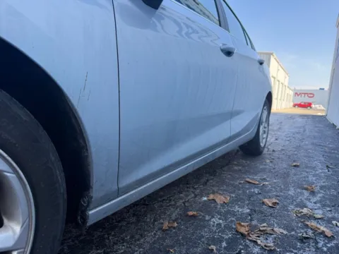 More photos of 2017 Chevrolet Cruze LT at St. Marys CDJR, OH