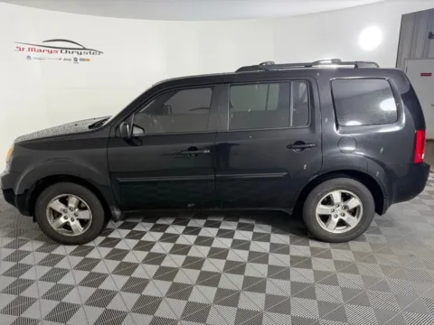 More photos of 2011 Honda Pilot EX-L at St. Marys CDJR, OH