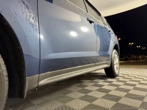 More photos of 2016 Chevrolet Equinox LT at St. Marys CDJR, OH