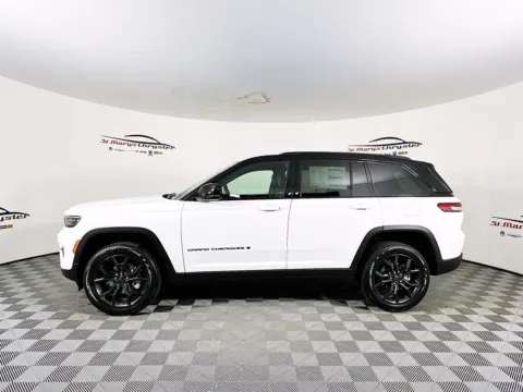 More photos of 2025 Jeep Grand Cherokee Limited at St. Marys CDJR, OH