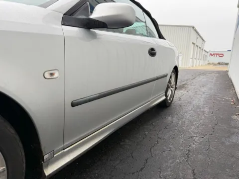 More photos of 2004 Saab 9-3 Aero at St. Marys CDJR, OH