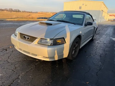 More photos of 2004 Ford Mustang GT at St. Marys CDJR, OH