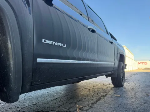 More photos of 2018 GMC Sierra 1500 Denali at St. Marys CDJR, OH