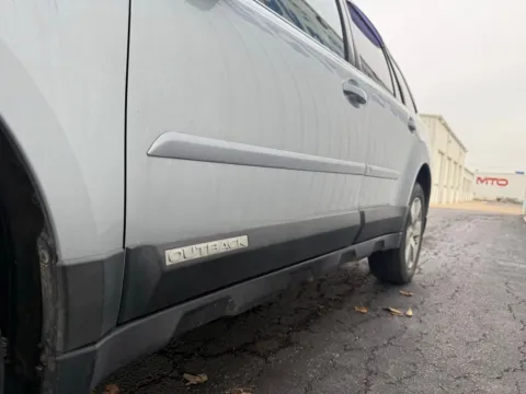 More photos of 2012 Subaru Outback 3.6R at St. Marys CDJR, OH