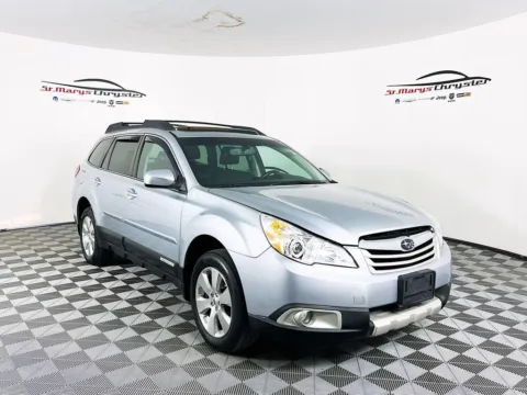 Silver 2012 Subaru Outback 3.6R for sale in Saint Marys, OH