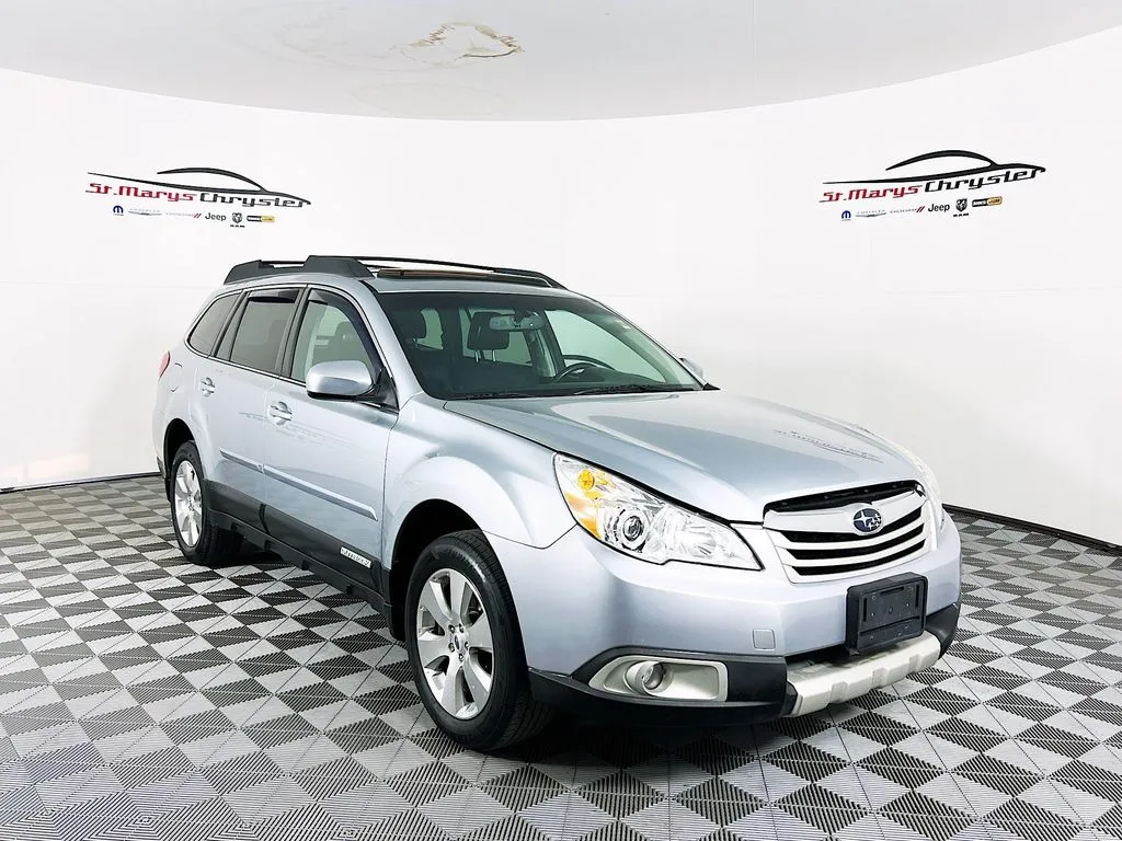 Silver 2012 Subaru Outback 3.6R for sale in Saint Marys, OH