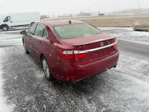More photos of 2014 Lexus ES 350 at St. Marys CDJR, OH