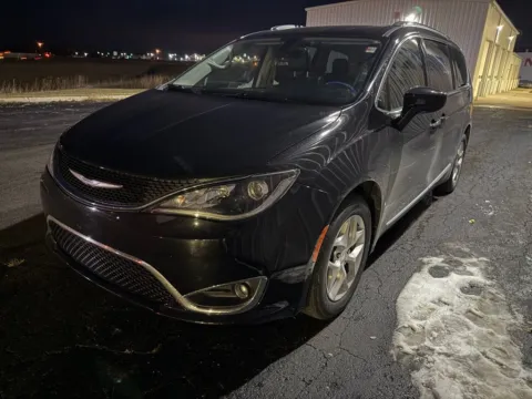 More photos of 2018 Chrysler Pacifica Touring L Plus at St. Marys CDJR, OH