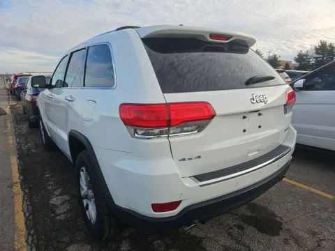 More photos of 2014 Jeep Grand Cherokee Limited at St. Marys CDJR, OH