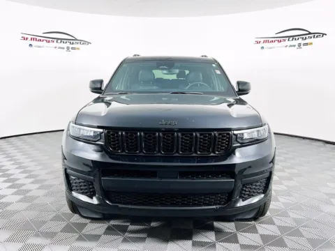 Another view of 2023 Jeep Grand Cherokee L Altitude for sale in Saint Marys, OH at St. Marys CDJR