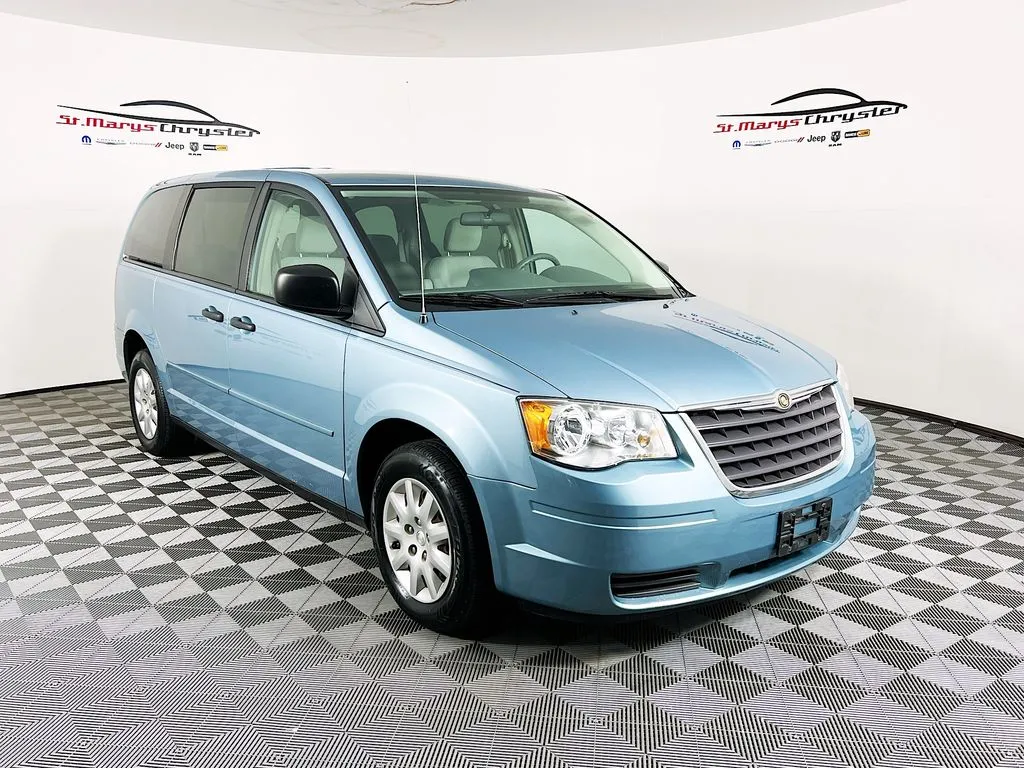 Used 2008 Chrysler Town & Country LX with VIN 2A8HR44H18R115281 for sale in Saint Marys, OH