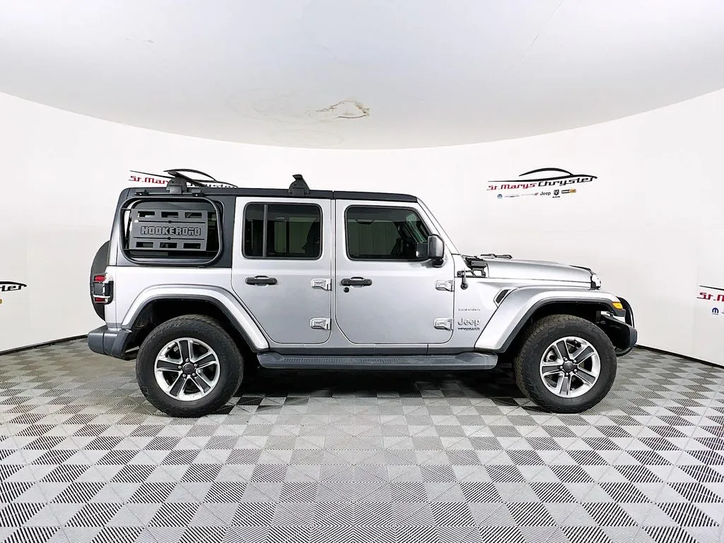 2019 Jeep Wrangler Unlimited Sahara - Photo 9