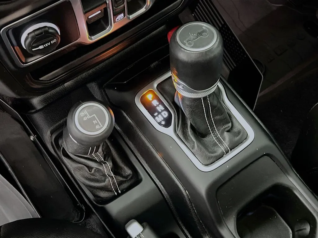 2019 Jeep Wrangler Unlimited Sahara - Photo 17
