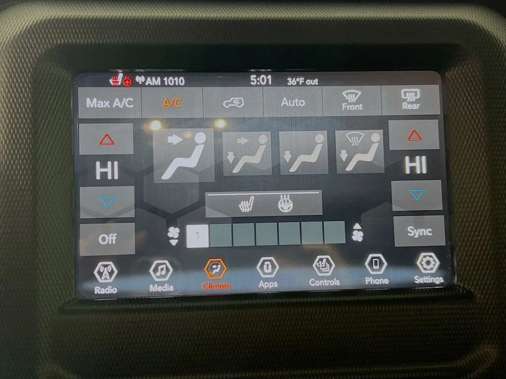 2019 Jeep Wrangler Unlimited Sahara - Photo 16