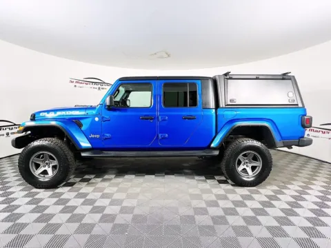 More photos of 2021 Jeep Gladiator Overland at St. Marys CDJR, OH
