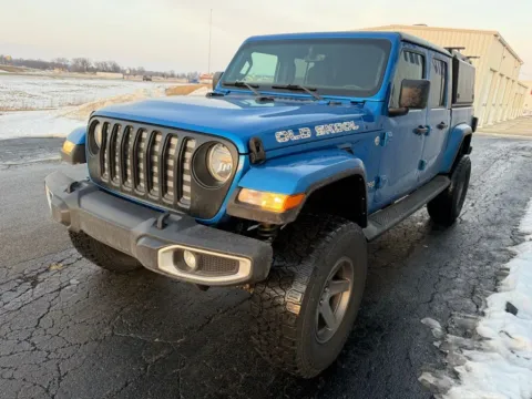 Another view of 2021 Jeep Gladiator Overland for sale in Saint Marys, OH at St. Marys CDJR