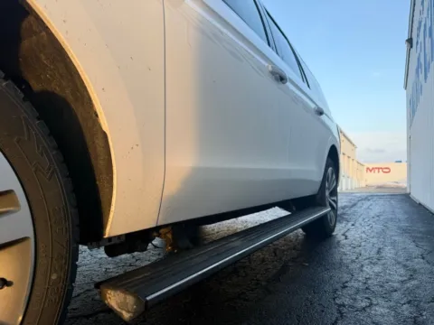 More photos of 2020 Ford Expedition Max Limited at St. Marys CDJR, OH