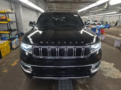 Photos of 2024 Jeep Wagoneer Series III for sale in Saint Marys, OH at St. Marys CDJR