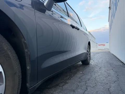 More photos of 2021 Chrysler Pacifica Hybrid Touring L at St. Marys CDJR, OH
