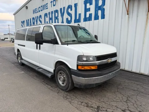 White 2019 Chevrolet Express 3500 LT for sale in Saint Marys, OH
