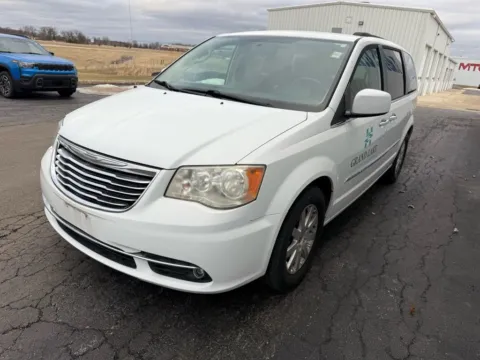 Photos of 2014 Chrysler Town & Country Touring for sale in Saint Marys, OH at St. Marys CDJR