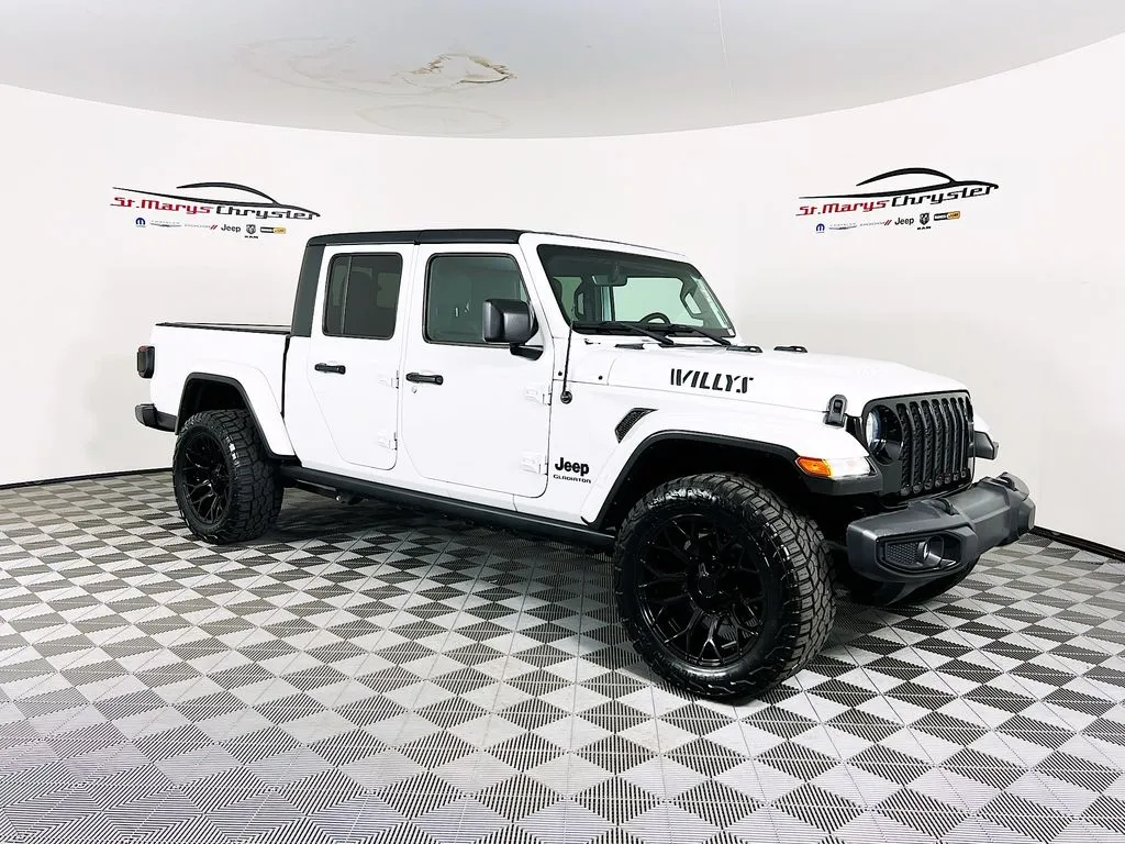 White 2021 Jeep Gladiator Willys for sale in Saint Marys, OH