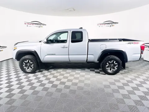 More photos of 2019 Toyota Tacoma TRD Off-Road at St. Marys CDJR, OH