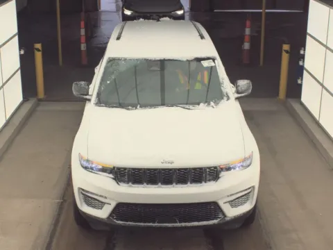 Photos of 2024 Jeep Grand Cherokee Limited for sale in Saint Marys, OH at St. Marys CDJR