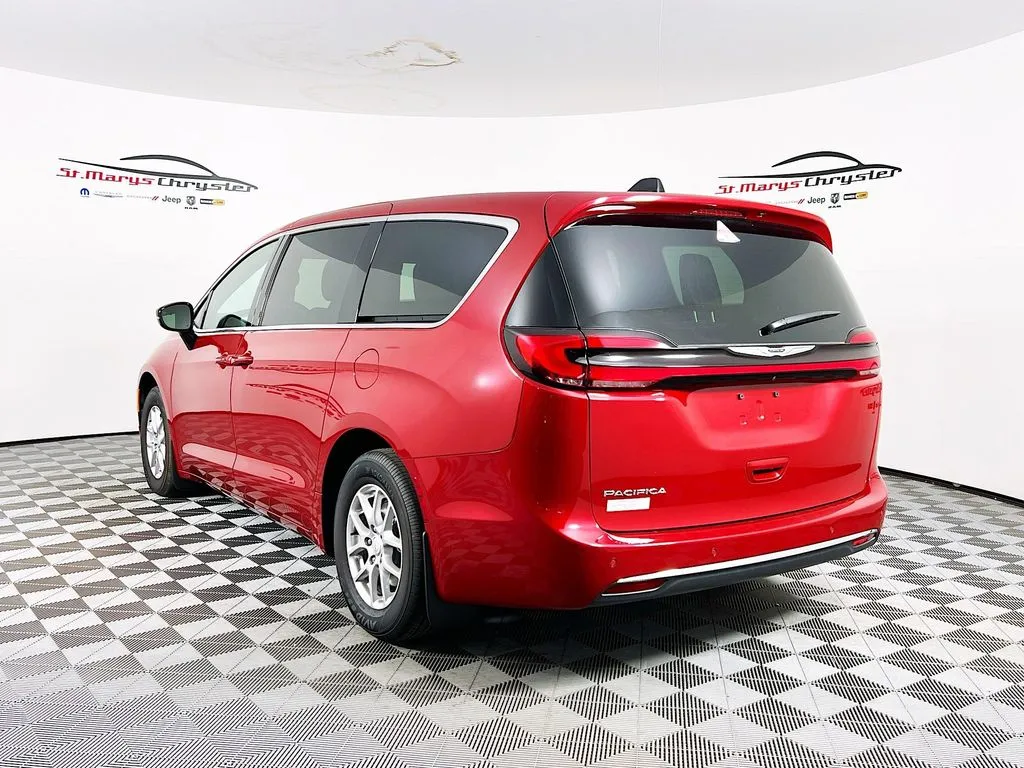 2025 Chrysler Pacifica Select - Photo 6