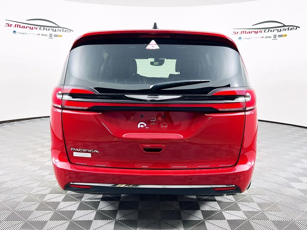 2025 Chrysler Pacifica Select - Photo 7